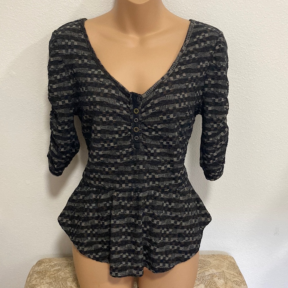 FREE PEOPLE Sexy Low Cut Fit & Flared Hem Textured Knit Top Dk Brown Charcoal S